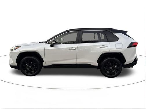 2024 Toyota RAV4 Hybrid SE