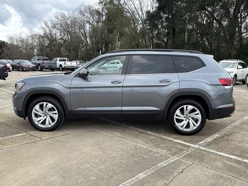 2021 Volkswagen Atlas 2.0T SE w/Technology