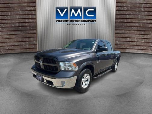 2016 RAM 1500 SLT