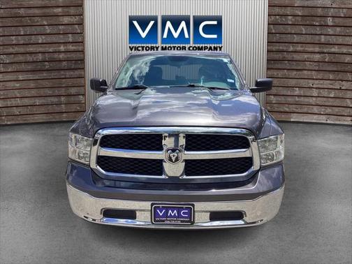 2019 RAM 1500 SLT