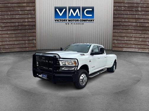 2020 RAM 3500 Big Horn Crew Cab 4x4 8' Box