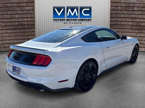 2019 Ford Mustang EcoBoost