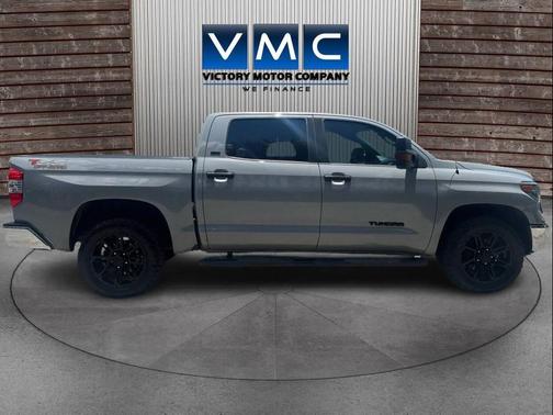 2019 Toyota Tundra SR5