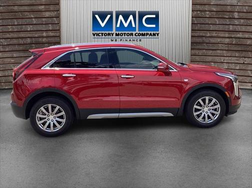 2023 Cadillac XT4 Premium Luxury