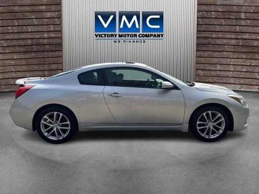 2010 Nissan Altima 3.5 SR