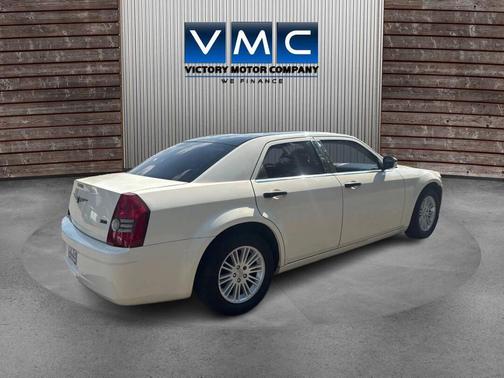 2009 Chrysler 300 LX