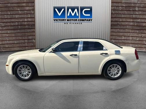 2009 Chrysler 300 LX