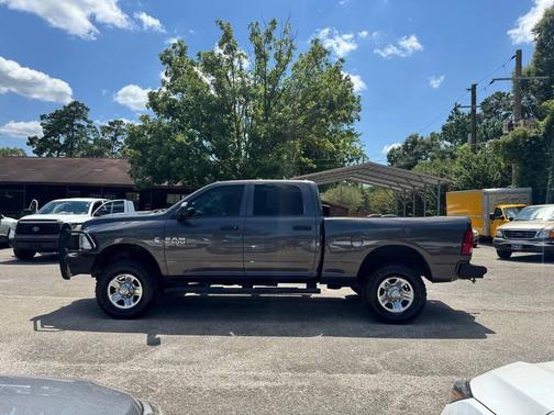 Granite Crystal Metallic Clearcoat 2018 RAM 2500 Tradesman Crew Cab 4x4 6'4' Box