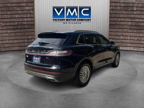 2019 Lincoln Nautilus Standard