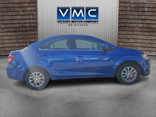 2019 Chevrolet Sonic LT