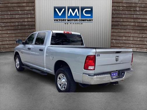 2018 RAM 2500 Tradesman Crew Cab 4x2 6'4' Box