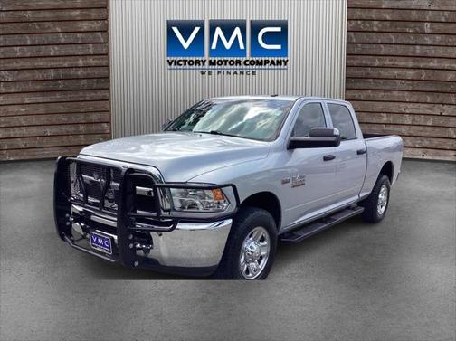 2018 RAM 2500 Tradesman Crew Cab 4x2 6'4' Box
