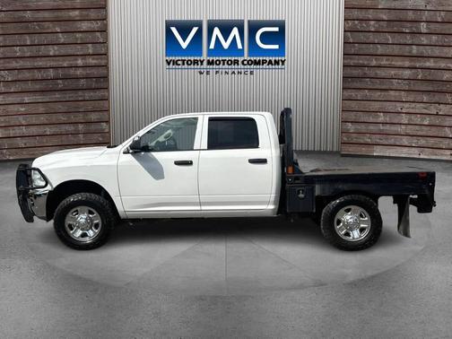 2017 RAM 2500 Tradesman Crew Cab 4x4 6'4' Box