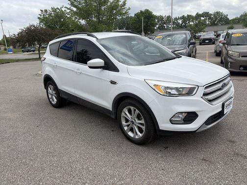 Oxford White 2018 Ford Escape SE