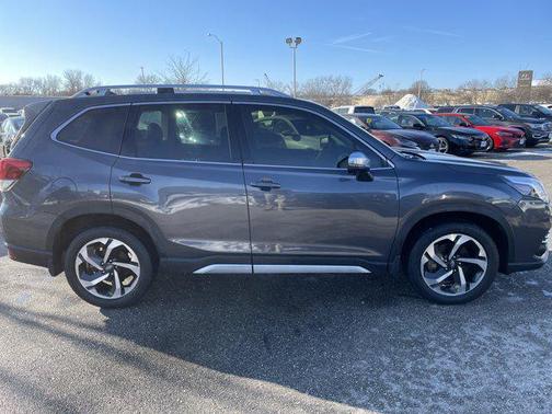 2022 Subaru Forester Touring