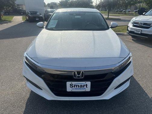 Platinum White Pearl 2018 Honda Accord EX-L