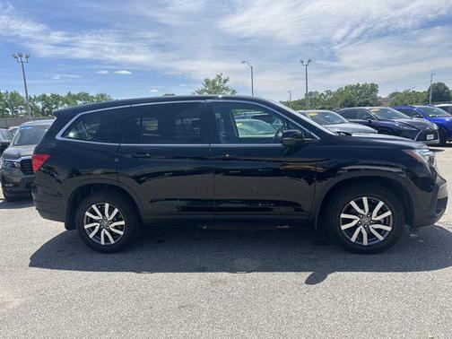 Crystal Black Pearl 2022 Honda Pilot AWD EX-L