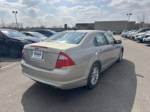 2010 Ford Fusion S