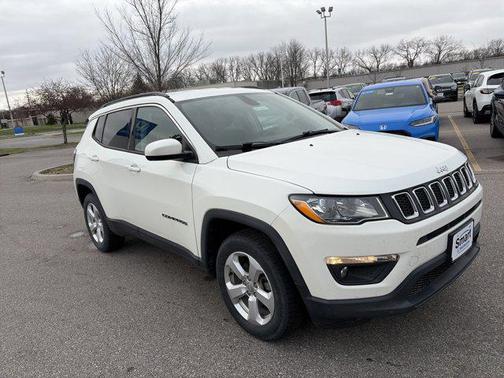 White Clearcoat 2018 Jeep Compass Latitude