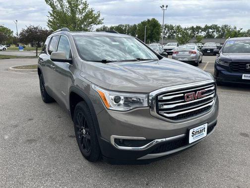 Pepperdust Metallic 2019 GMC Acadia SLT-1