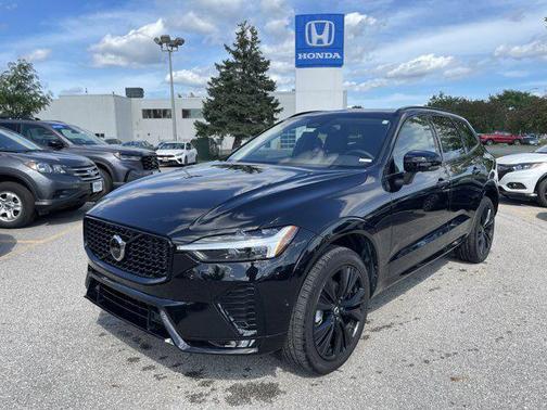 2024 Volvo XC60 B5 Plus Dark Theme