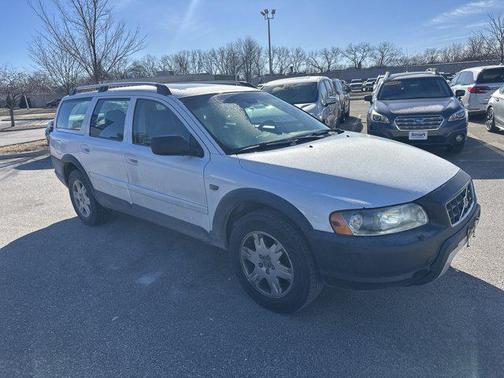2005 Volvo XC70 2.5T