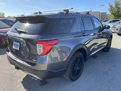2020 Ford Explorer Platinum