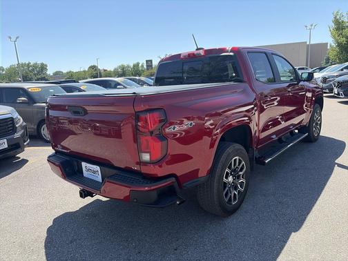 Radiant Red Tintcoat 2023 Chevrolet Colorado LT