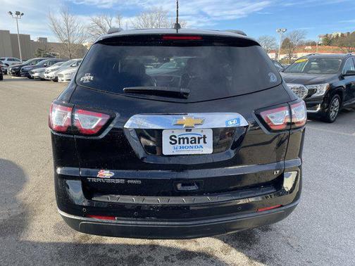 2017 Chevrolet Traverse 2LT