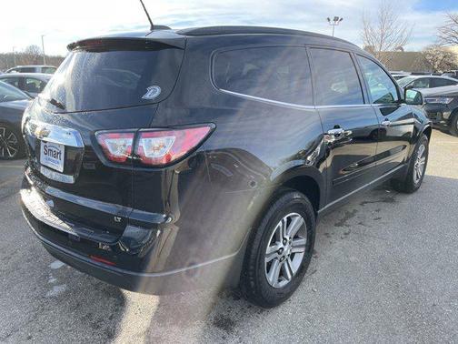 2017 Chevrolet Traverse 2LT