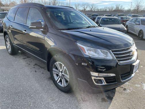 2017 Chevrolet Traverse 2LT