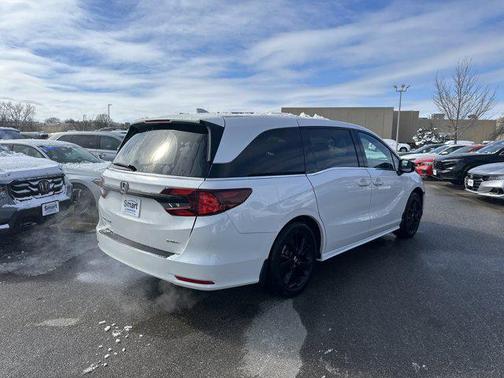 2024 Honda Odyssey Sport