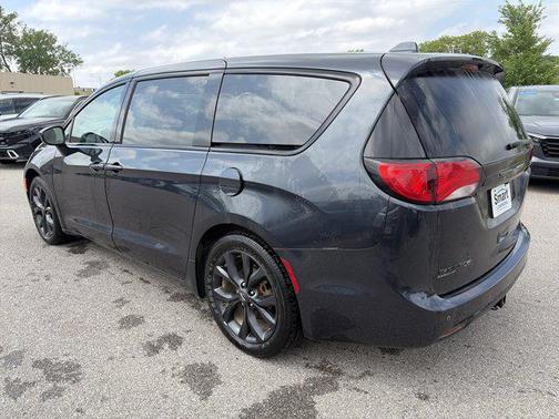 Maximum Steel Metallic Clearcoat 2019 Chrysler Pacifica Touring Plus