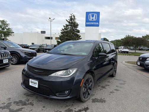 Maximum Steel Metallic Clearcoat 2019 Chrysler Pacifica Touring Plus