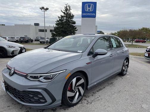 2022 Volkswagen Golf GTI 2.0T SE DSG
