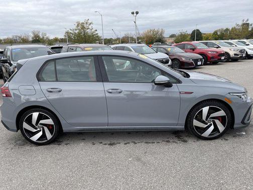 2022 Volkswagen Golf GTI 2.0T SE DSG