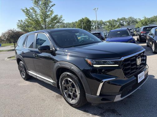 Crystal Black Pearl 2023 Honda Pilot AWD EX-L 7 Passenger