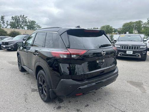 Super Black 2023 Nissan Rogue SV