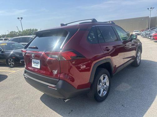 2022 Toyota RAV4 XLE