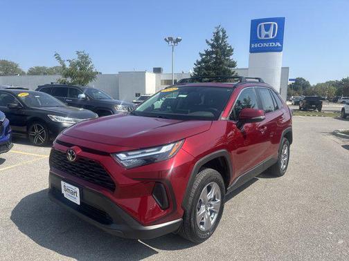 2022 Toyota RAV4 XLE