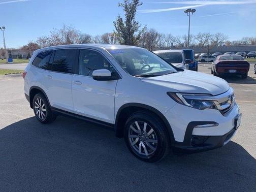 Photo 2 of 28 of 2020 Honda Pilot EX-L