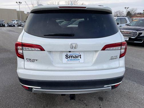 2022 Honda Pilot AWD Elite