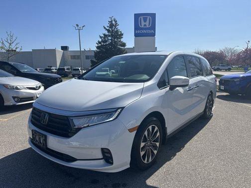 Platinum White Pearl 2024 Honda Odyssey EX-L