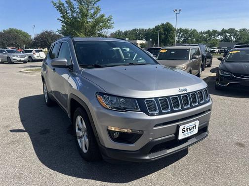Billet Silver Metallic Clearcoat 2018 Jeep Compass Latitude