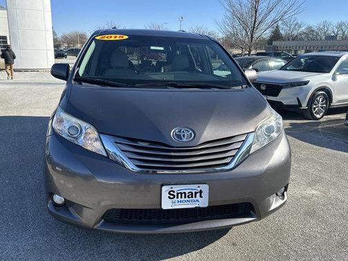 2015 Toyota Sienna XLE
