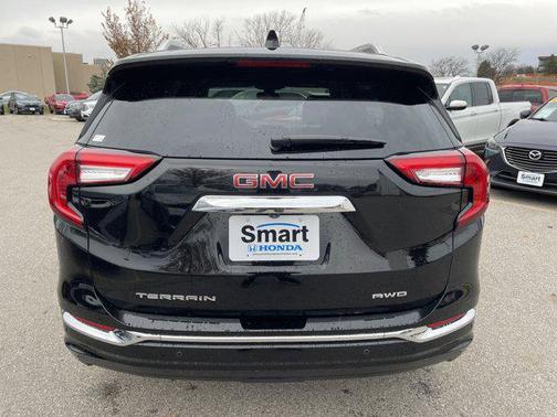 2023 GMC Terrain Denali