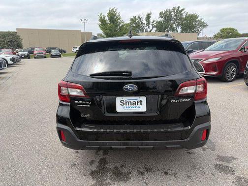 Crystal Black Silica 2018 Subaru Outback 2.5i Touring