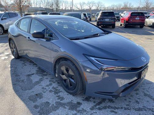 2025 Toyota Prius LE