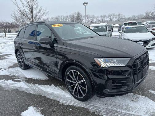 2024 Audi Q7 55 Prestige