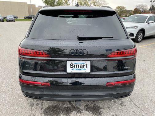 2024 Audi Q7 55 Prestige